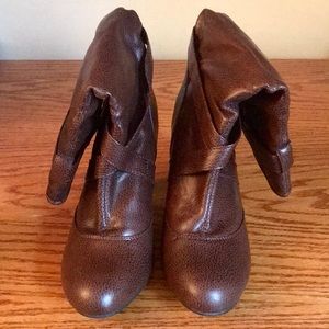 Brown leather heeled boots